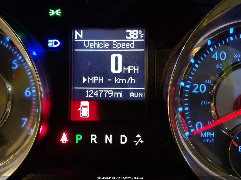 2016 Chrysler Town & Country Touring VIN: 2C4RC1BG8GR120921 Lot: 43661173