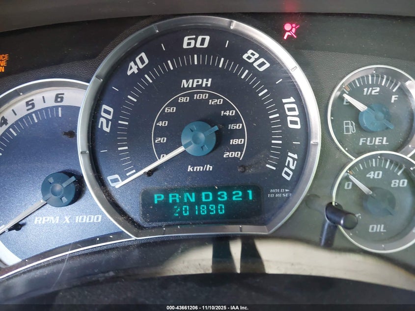 2000 GMC Sierra 1500 Sle VIN: 1GTEC14V3YZ303595 Lot: 43661206