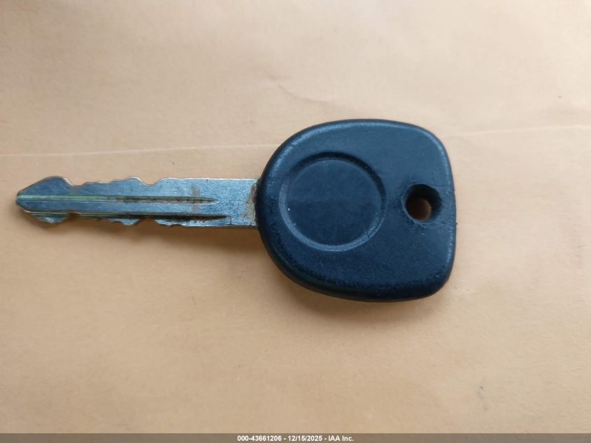 1GTEC14V3YZ303595 2000 GMC SIERRA photo no. 11