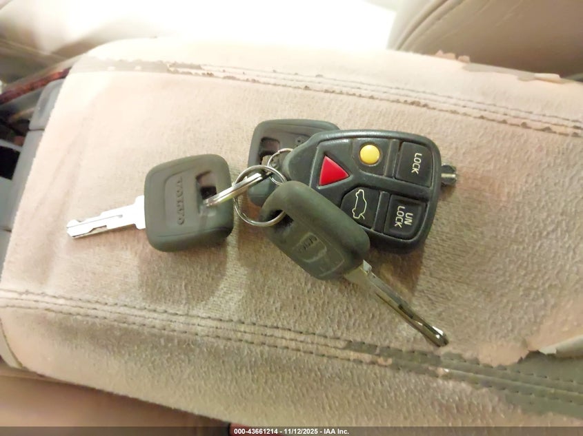 2001 Volvo S80 2.9 VIN: YV1TS94D311211093 Lot: 43661214