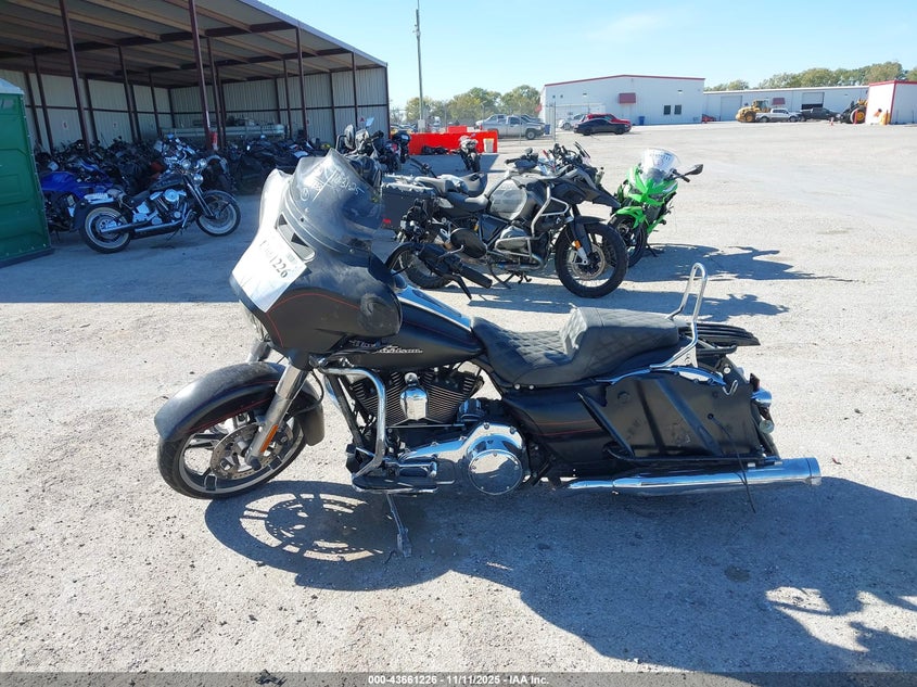 2014 Harley-Davidson Flhxs Street Glide Special VIN: 1HD1KRM1XEB674334 Lot: 43661226