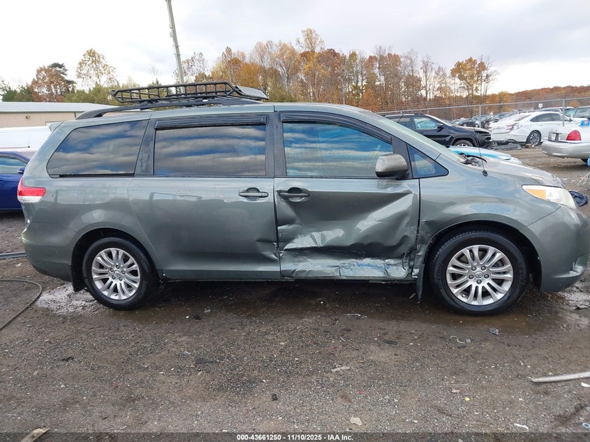5TDYK3DCXES436166 2014 TOYOTA SIENNA photo no. 14