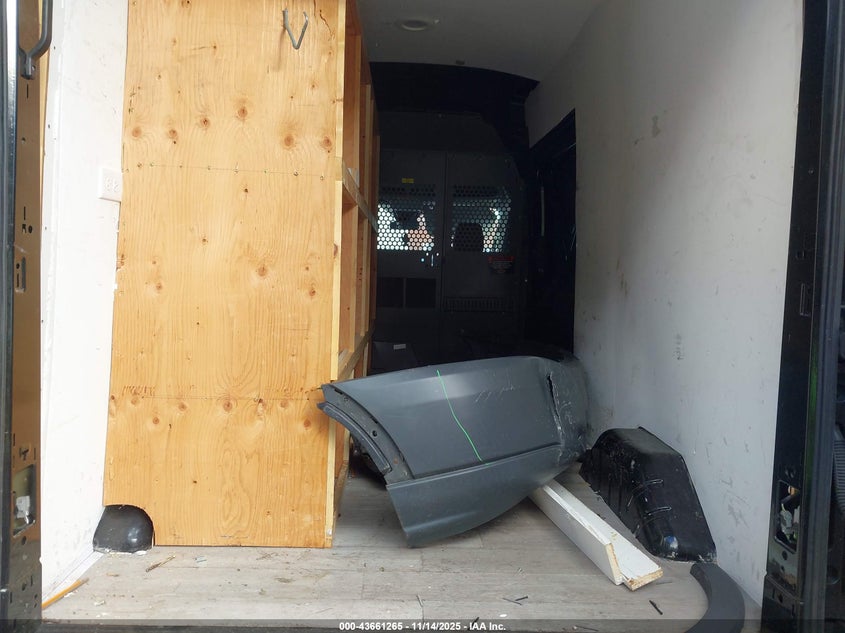 2015 Ford Transit-250 VIN: 1FTYR2XM7FKA87311 Lot: 43661265