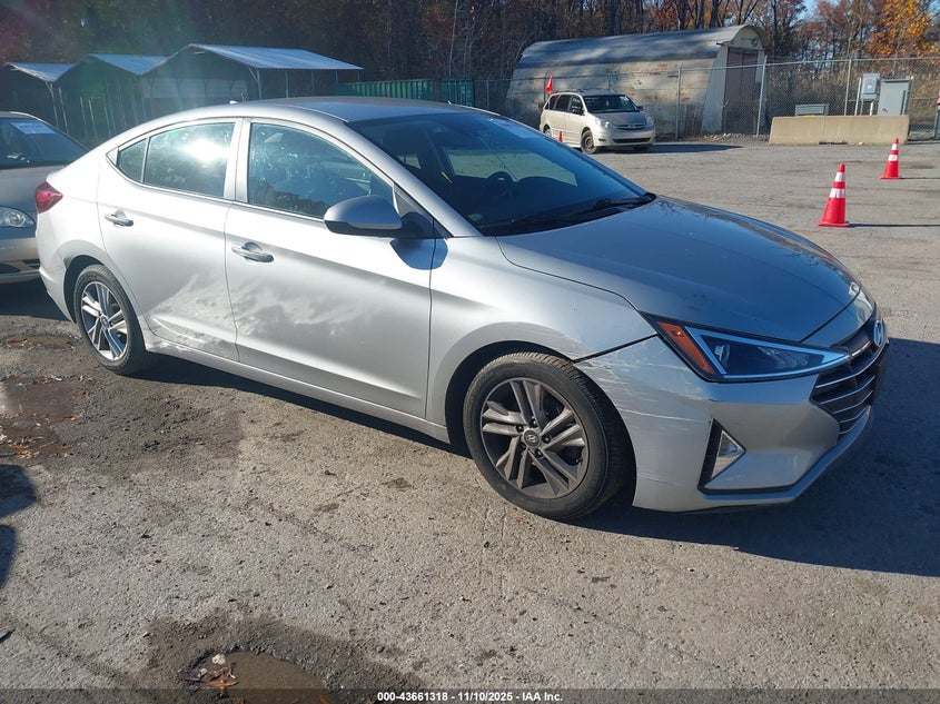 HYUNDAI ELANTRA SEL
