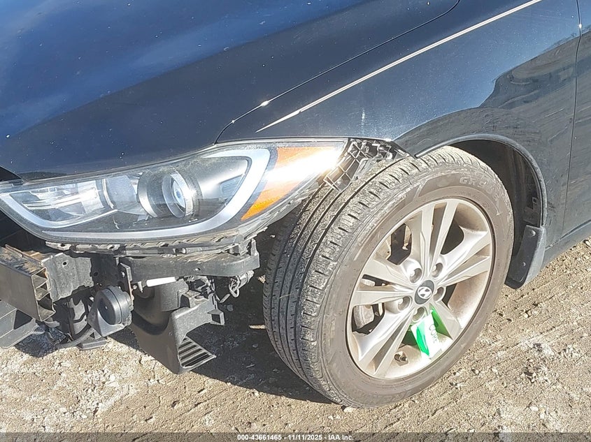 2017 HYUNDAI ELANTRA SE - 5NPD84LFXHH168132