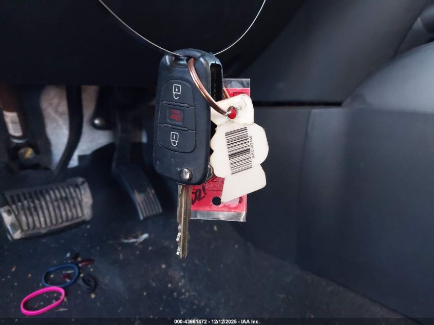 2013 Kia Soul + VIN: KNDJT2A6XD7602928 Lot: 43661472