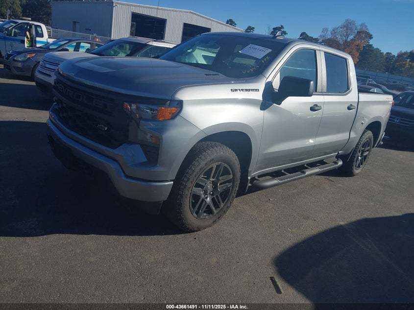 1GCPKBEKXSZ240847 2025 CHEVROLET SILVERADO photo no. 2