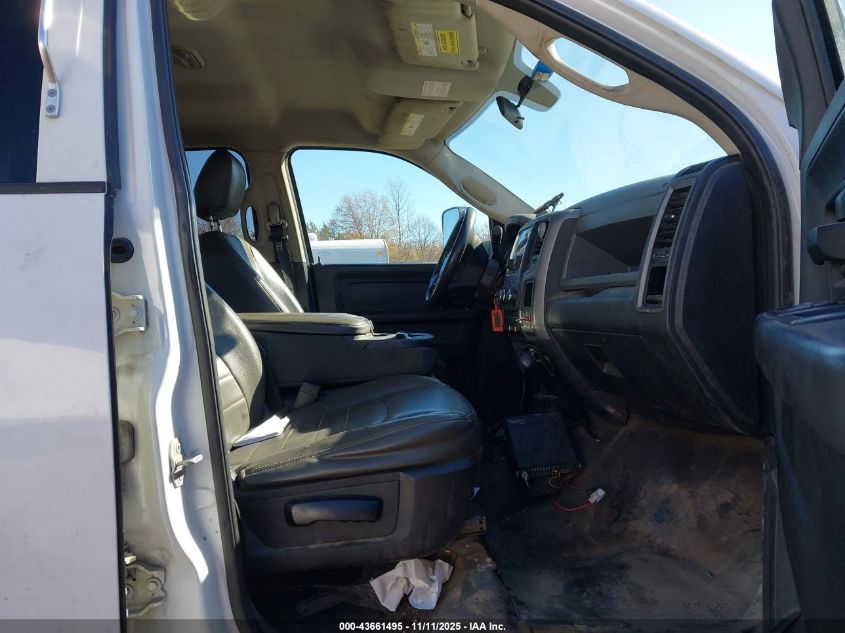 2014 Ram 5500 Chassis Tradesman/Slt/Laramie VIN: 3C7WRNFL2EG323695 Lot: 43661495