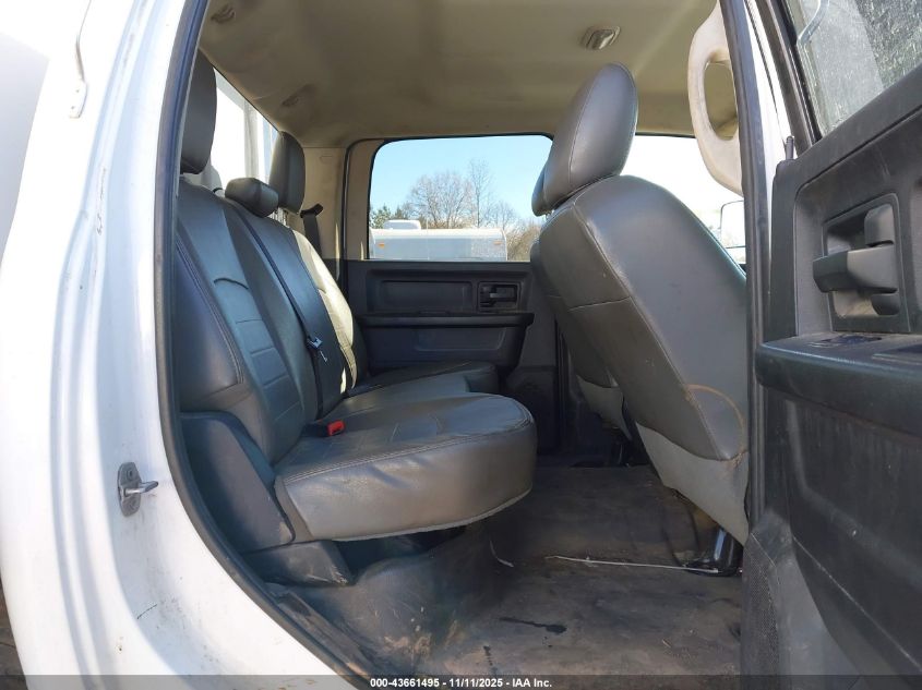 2014 Ram 5500 Chassis Tradesman/Slt/Laramie VIN: 3C7WRNFL2EG323695 Lot: 43661495