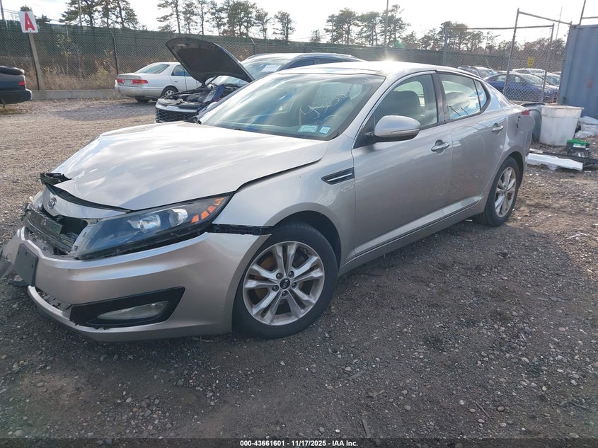 KNAGN4A77B5160091 2011 KIA OPTIMA photo no. 2