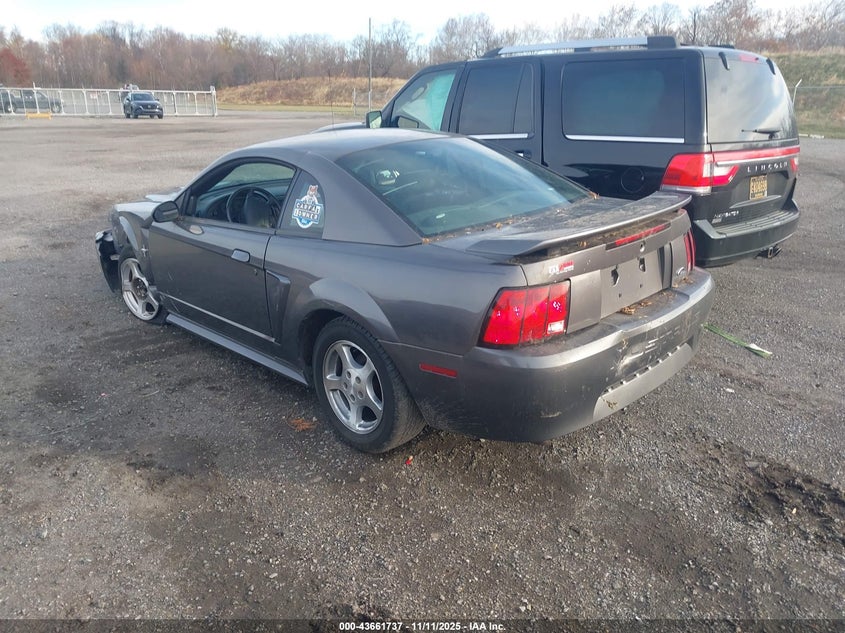 2003 Ford Mustang