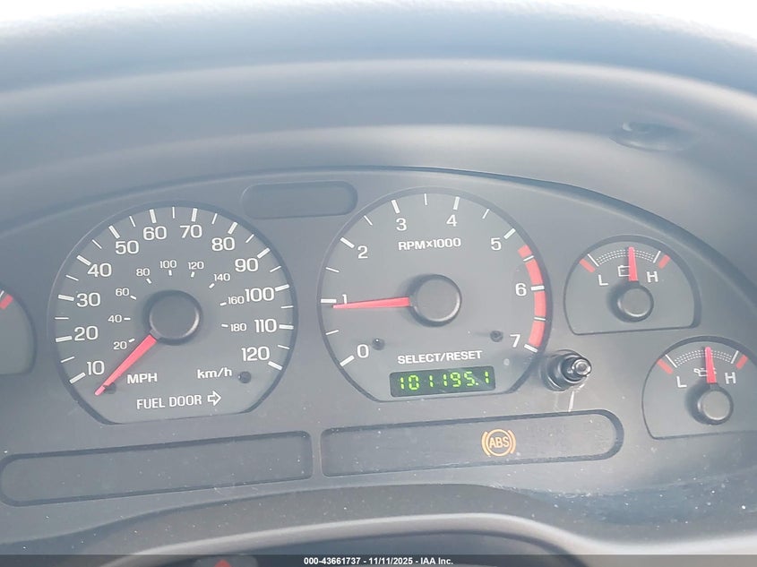 2003 Ford Mustang VIN: 1FAFP40423F323327 Lot: 43661737