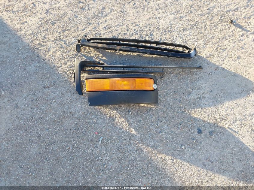 2017 GMC Savana 2500 Work Van VIN: 1GTW7AFF1H1124839 Lot: 43661757