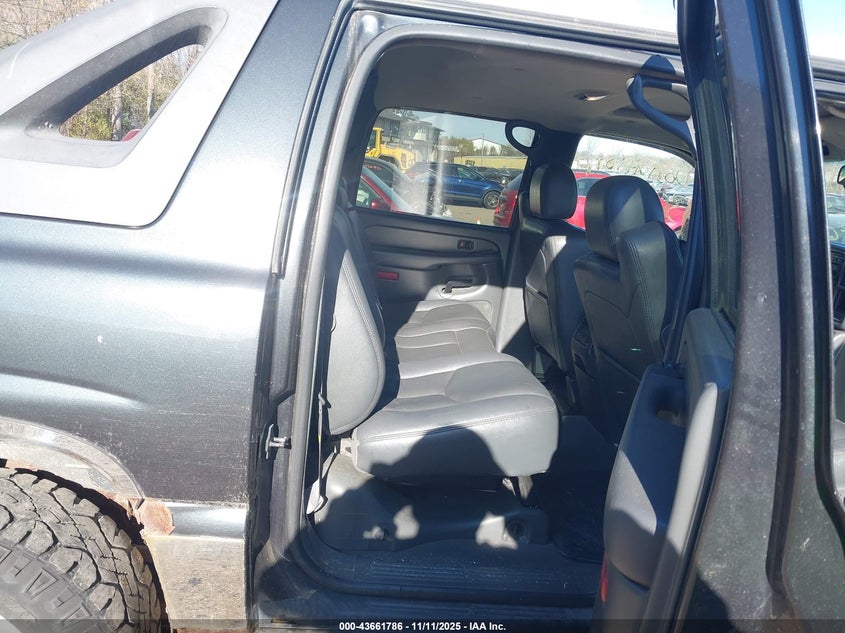 2004 Chevrolet Avalanche K1500 VIN: 3GNEK12T54G151907 Lot: 43661786