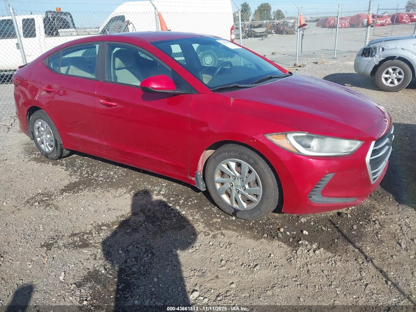 HYUNDAI ELANTRA SE