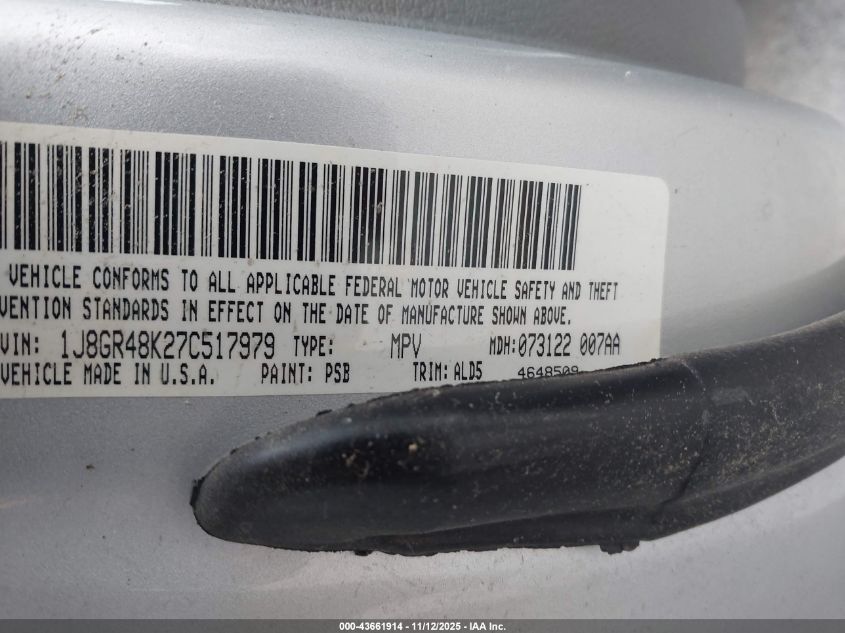 2007 Jeep Grand Cherokee Laredo VIN: 1J8GR48K27C517979 Lot: 43661914