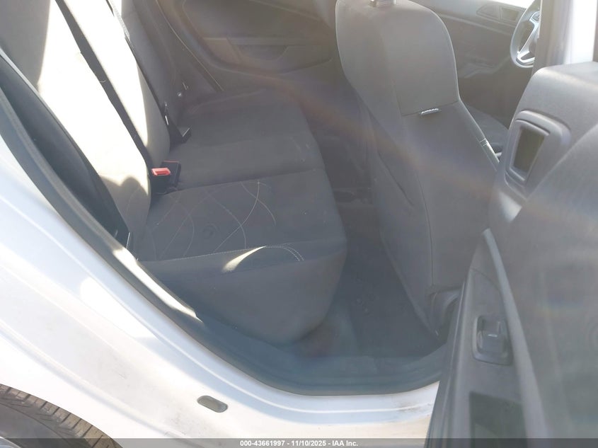 2018 Ford Fiesta Se VIN: 3FADP4BJXJM109953 Lot: 43661997