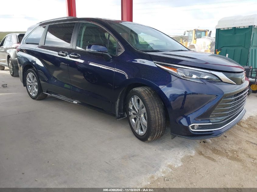 TOYOTA SIENNA PLATINUM