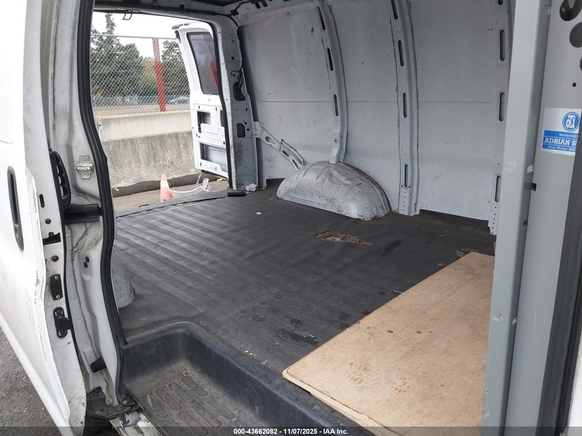 2007 Chevrolet Express Work Van VIN: 1GCFG15X971104203 Lot: 43662082