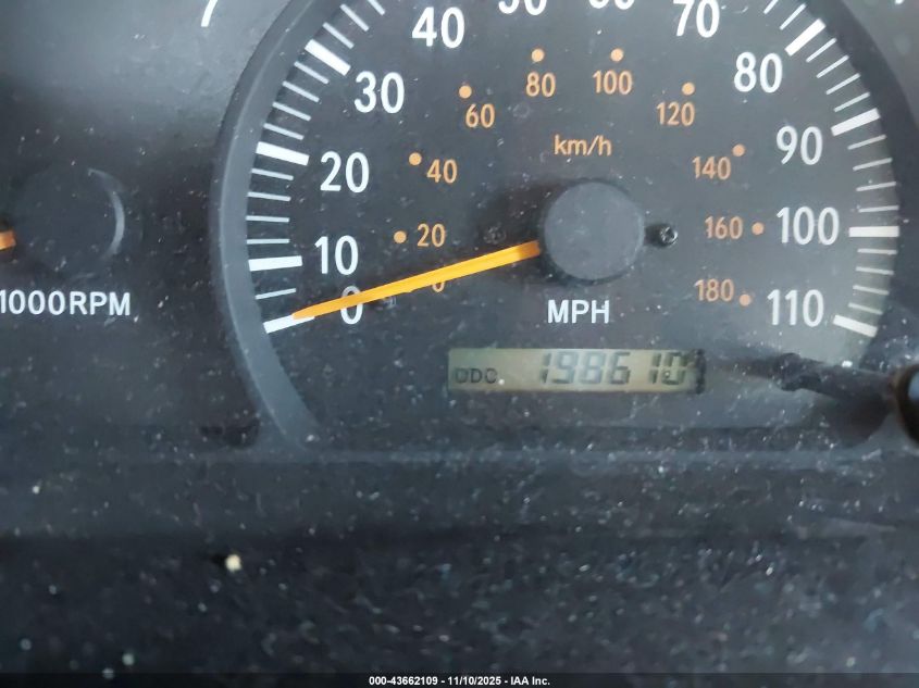 2004 Toyota Tundra Limited V8 VIN: 5TBET38184S460661 Lot: 43662109