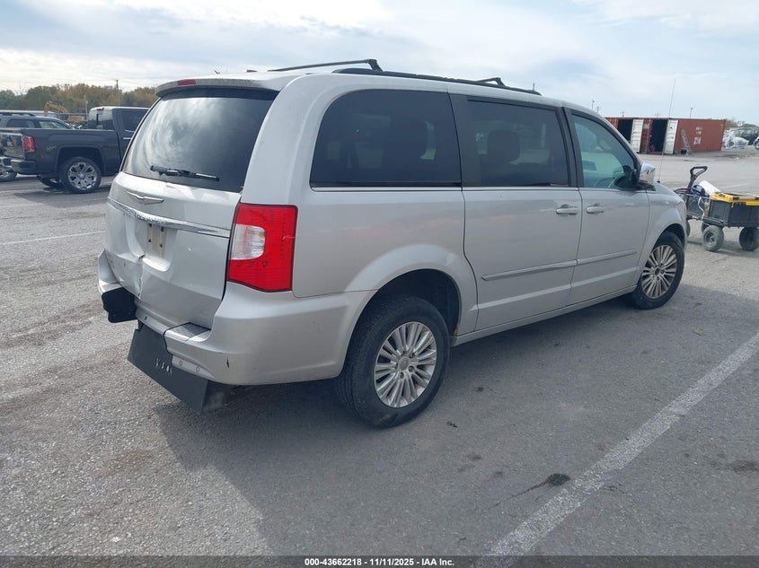 2A4RR8DG6BR716570 2011 CHRYSLER TOWN & COUNTRY photo no. 4