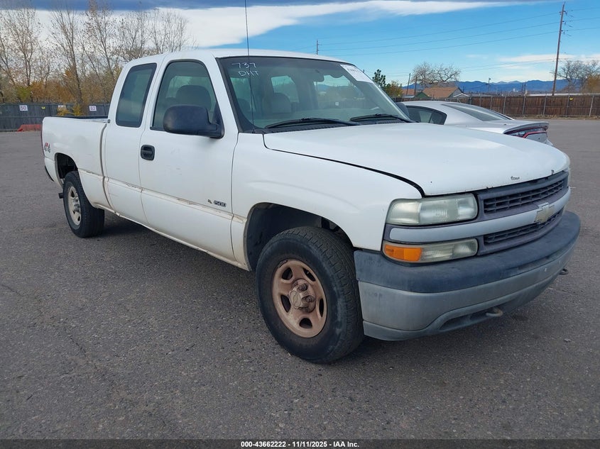 1GCEK19VX2E247715 2002 Chevrolet Silverado 1500 auction photo 1