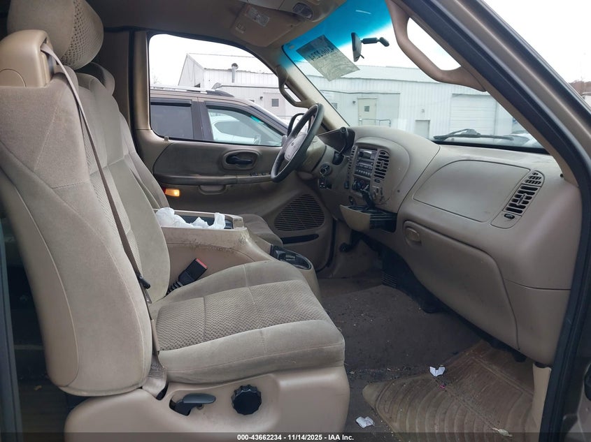 1FTRX18L92NA84459 2002 FORD F-150 photo no. 5
