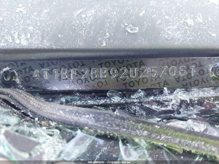 2002 Toyota Avalon Xls VIN: 4T1BF28B92U257061 Lot: 43662252