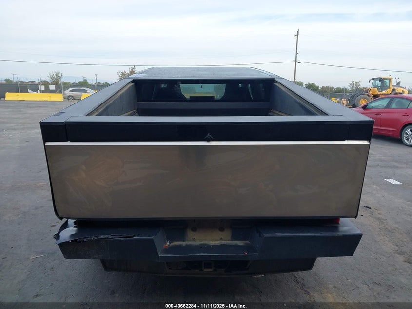 2024 Tesla Cybertruck Cyberbeast VIN: 7G2CEHEE1RA038637 Lot: 43662284