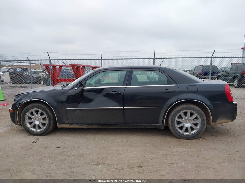 2008 Chrysler 300 Limited VIN: 2C3LA33G98H284602 Lot: 43662289
