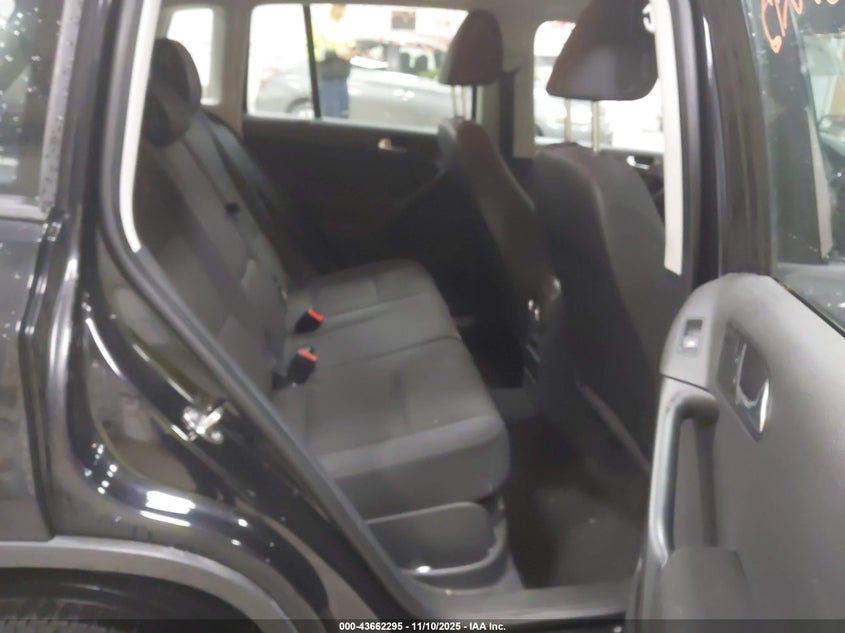WVGBV3AX1EW517492 2014 VOLKSWAGEN TIGUAN photo no. 8
