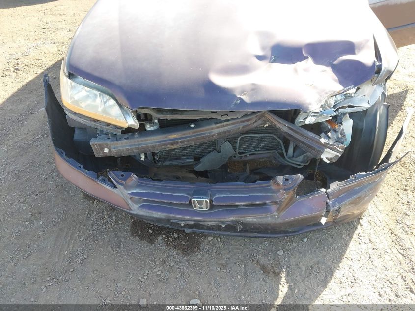 1998 Honda Accord Ex VIN: 1HGCG6678WA202752 Lot: 43662309