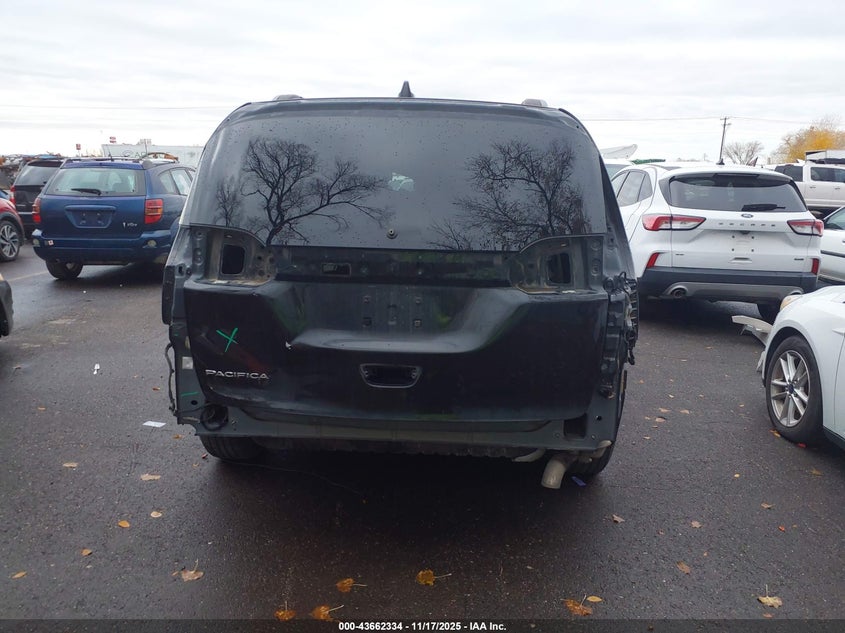 2017 Chrysler Pacifica Touring-L VIN: 2C4RC1BG0HR504032 Lot: 43662334