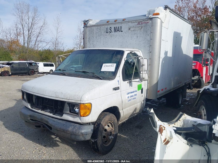 1FDXE45S35HB11633 2005 FORD ECONOLINE photo no. 2