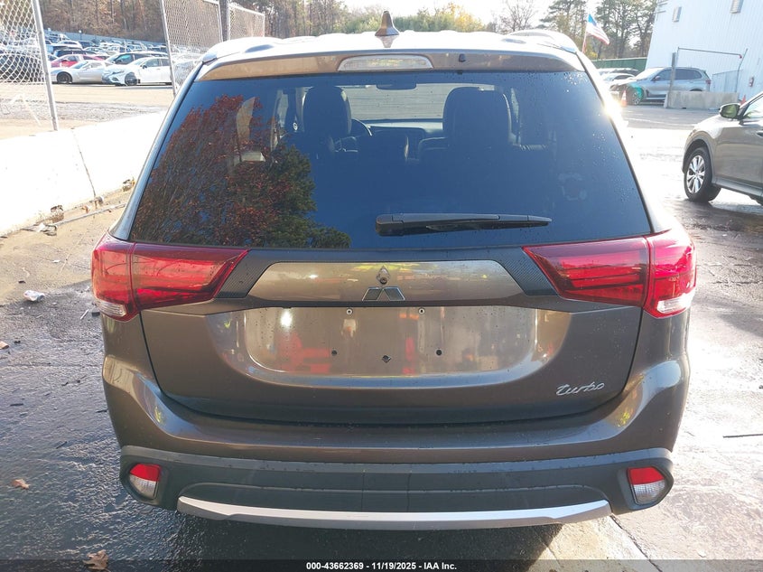 2017 Mitsubishi Outlander Se/Sel VIN: JA4AZ3A37HZ015942 Lot: 43662369