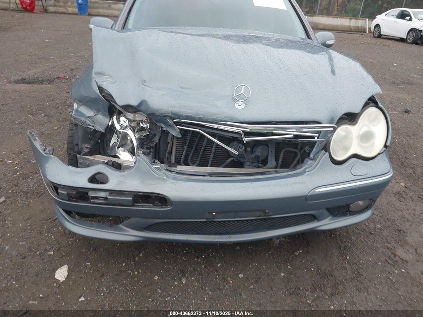 2005 Mercedes-Benz C 230 Kompressor Sport VIN: WDBRF40J25F567061 Lot: 43662373