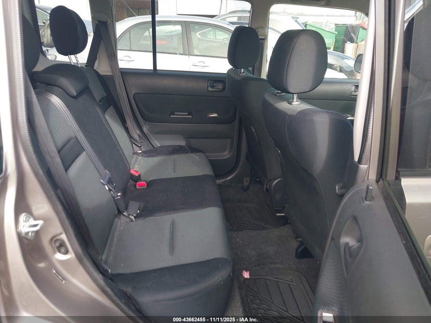 2006 Scion Xb VIN: JTLKT324864111807 Lot: 43662455