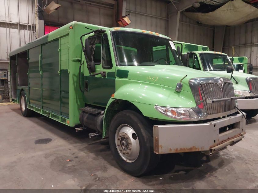 2005 International 4000-Series