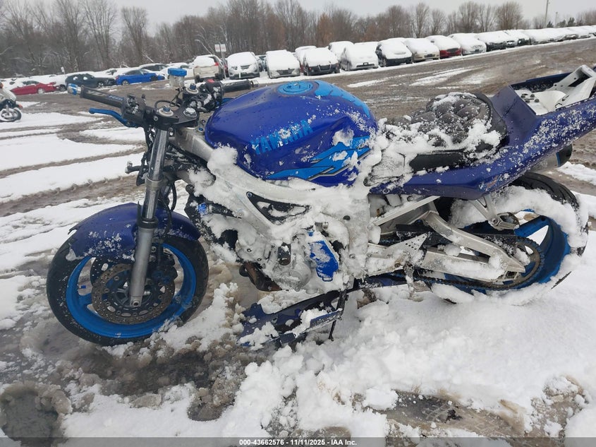 1999 Yamaha Yzfr6 L VIN: JYARJ04E4XA004854 Lot: 43662576