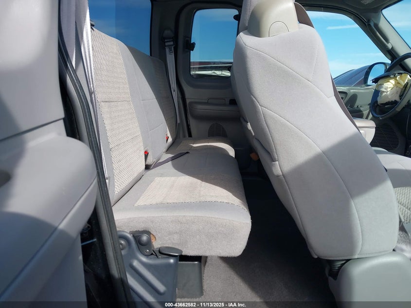 2004 Ford F-150 Heritage Xl/Xlt VIN: 2FTRX18W04CA59968 Lot: 43662582