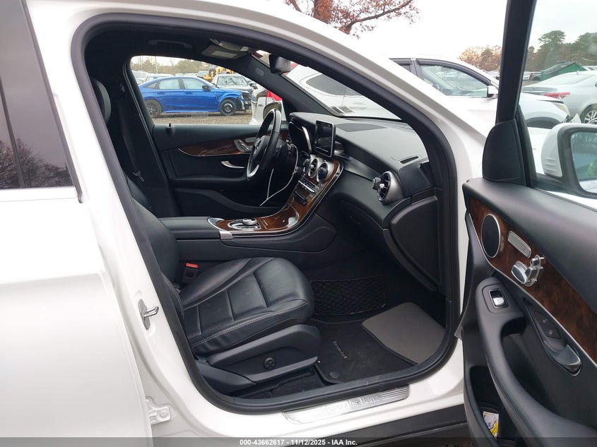 2019 MERCEDES-BENZ GLC 300 4MATIC WDC0G4KB0KF666903