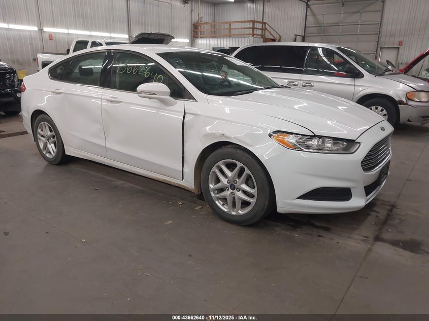 FORD FUSION SE
