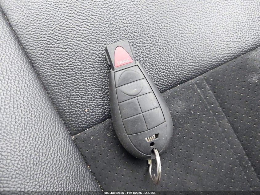 2017 Dodge Grand Caravan Sxt VIN: 2C4RDGCG5HR616887 Lot: 43662666