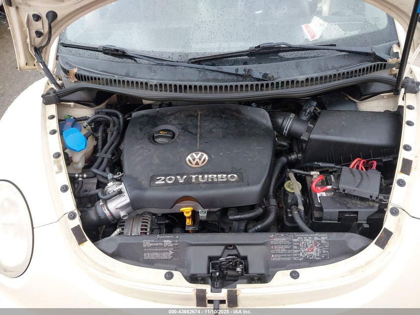 2004 Volkswagen New Beetle Gls 1.8T VIN: 3VWCD21Y34M308748 Lot: 43662674