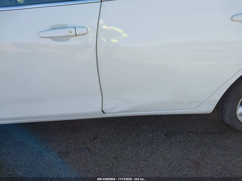 2018 CHEVROLET MALIBU LT 1G1ZD5ST2JF158069