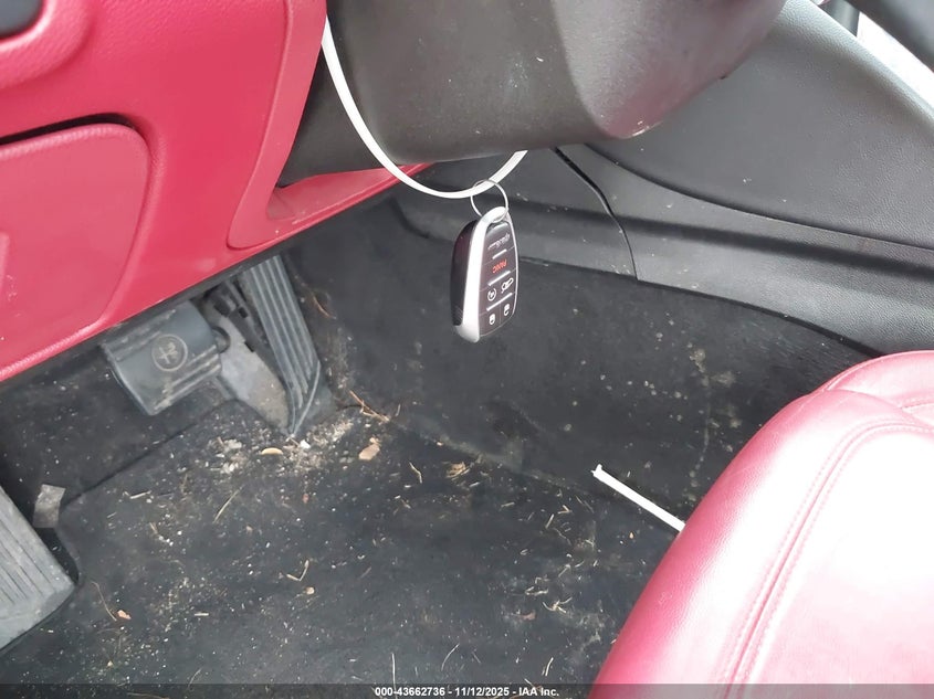 2017 ALFA ROMEO GIULIA AWD ZARFAEDN5H7551561