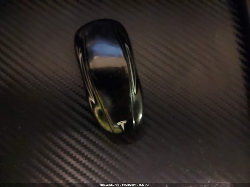 2016 Tesla Model S 90D/P100D/P85D/P90D VIN: 5YJSA1E42GF124726 Lot: 43662789