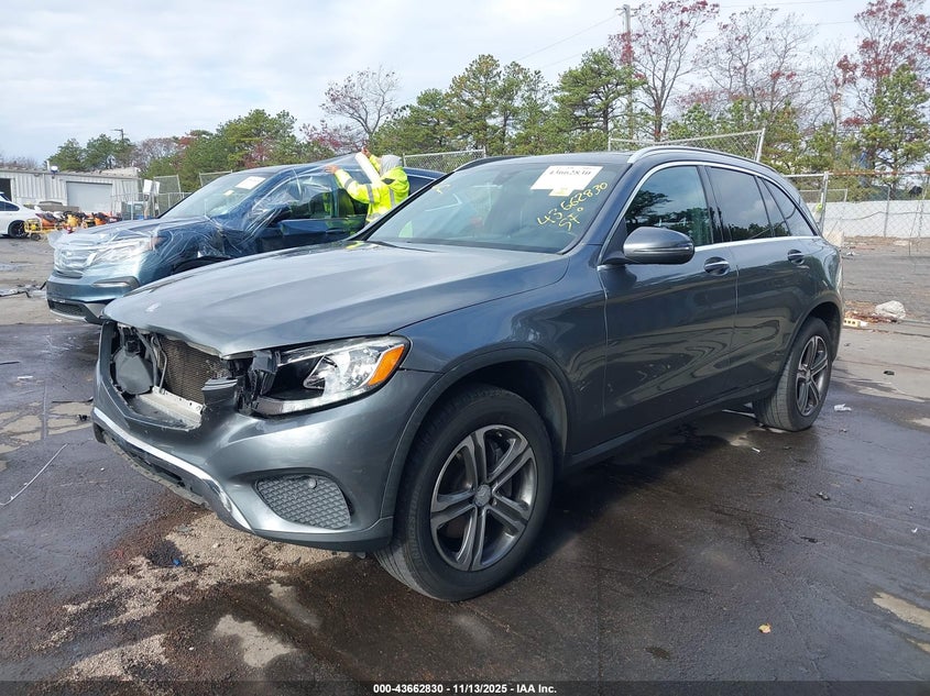 2017 MERCEDES-BENZ GLC 300 4MATIC WDC0G4KB6HF132829