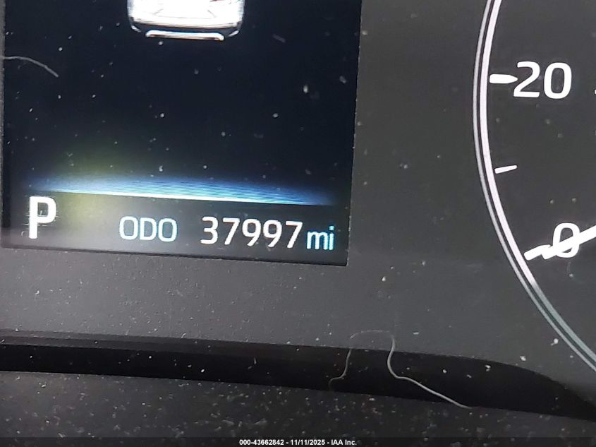 2023 Toyota Corolla Cross Le VIN: 7MUCAABG7PV046075 Lot: 43662842