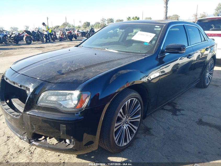2C3CCABG4CH140724 2012 CHRYSLER 300 photo no. 2